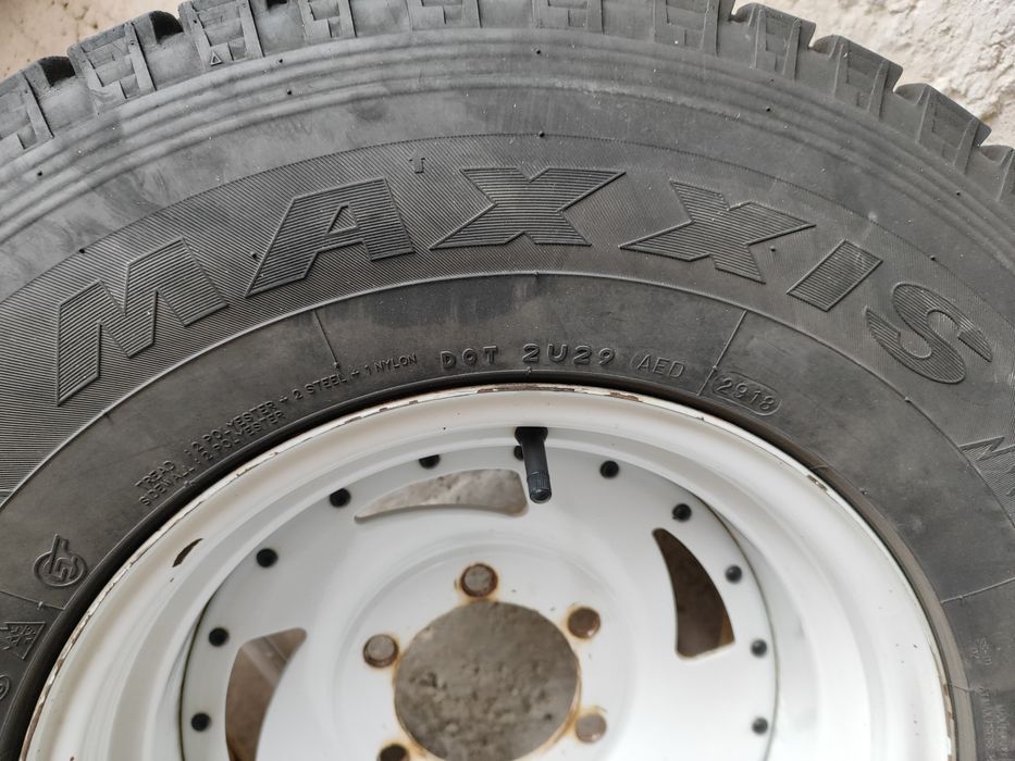 Продам резину Maxxis pressa suv 265/70 R 15