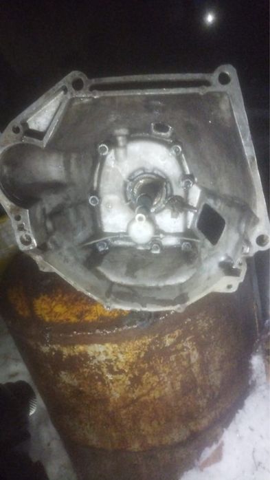 Коробка нива 5ти ступка