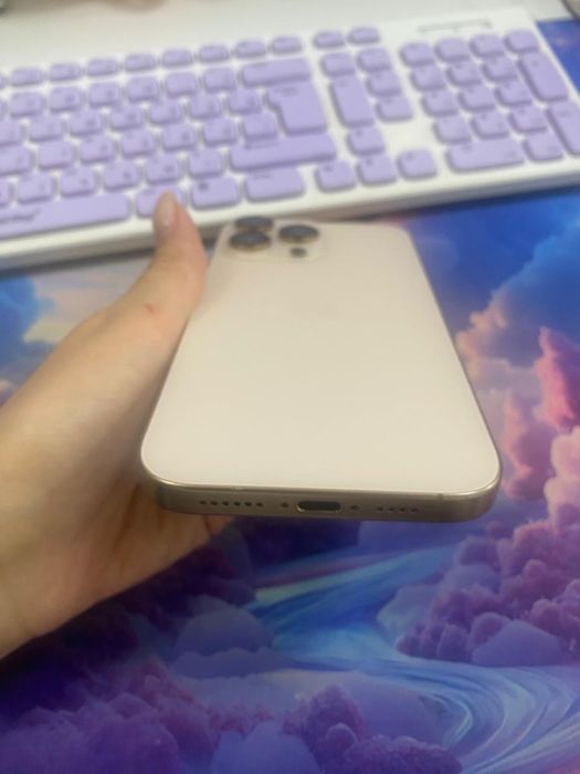 Iphone 16 pro max 1 TB desert