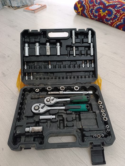 Продам набор ключей