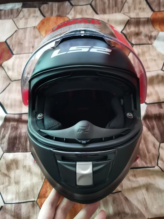 Каска за мотор LS2 Vector Evo