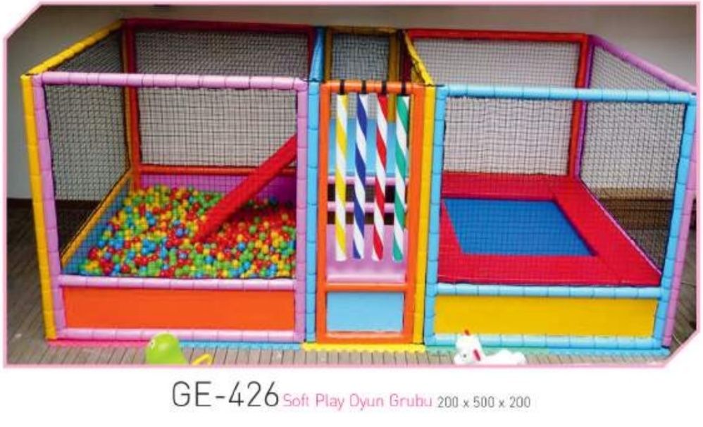 Плеиграунд нови различни размери и настилки за вътре и вън