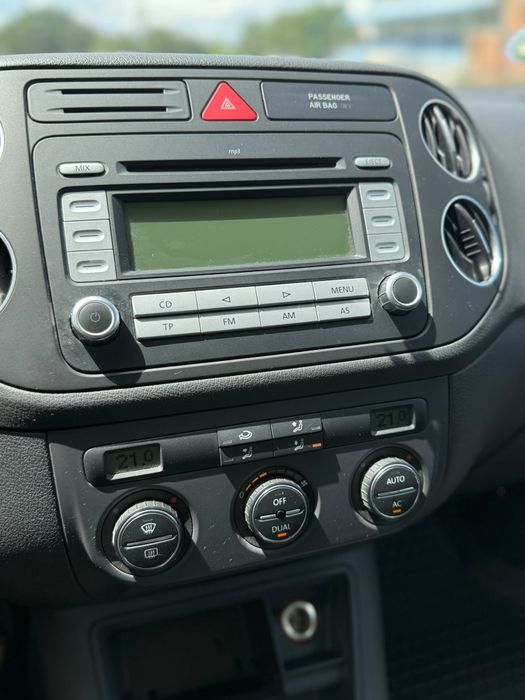 Volkswagen Golf Plus Tour - An 2008 - 1.6 Benzina 102Cp