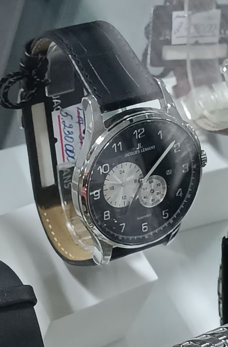 Наручные мужские часы