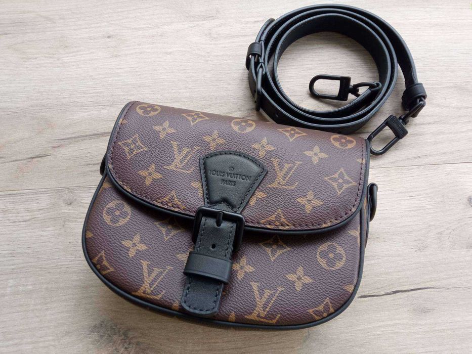 Geanta compacta Louis Vuitton crossbody Monogram cu curea din piele