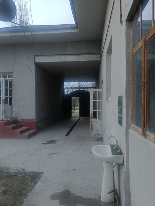 Уй срочна сотилади