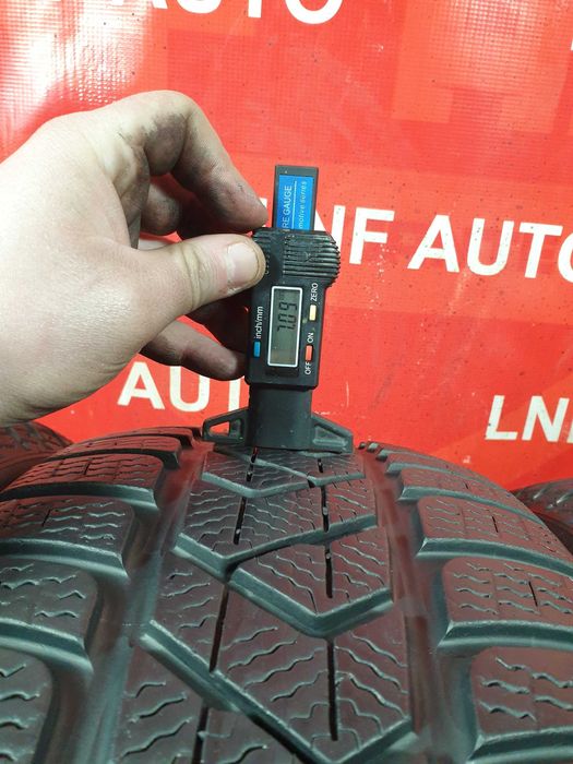 Anvelope de IARNA - 225/50/18 - PIRELLI - 7 MM - DOT 2017 !