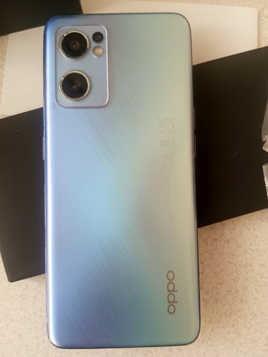 Oppo Reno 7. 5g.