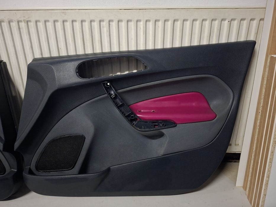 Fețe de uși față originale Ford Fiesta MK6 si modele mai noi.