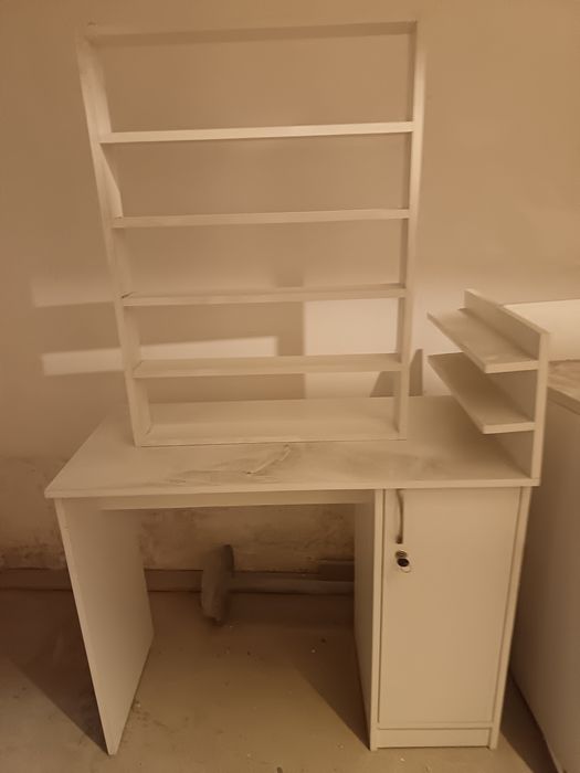 Полка для  лаков новый