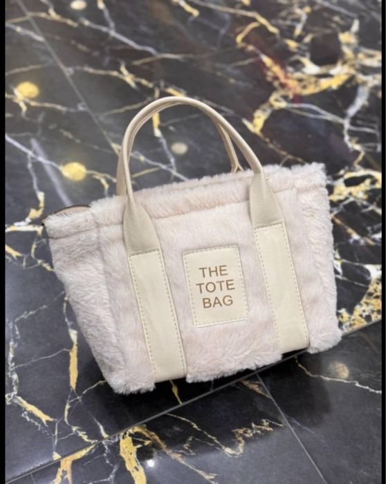 Дамски чанти и раници