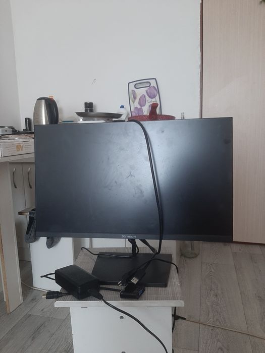 Манитор  Xtreon идеал