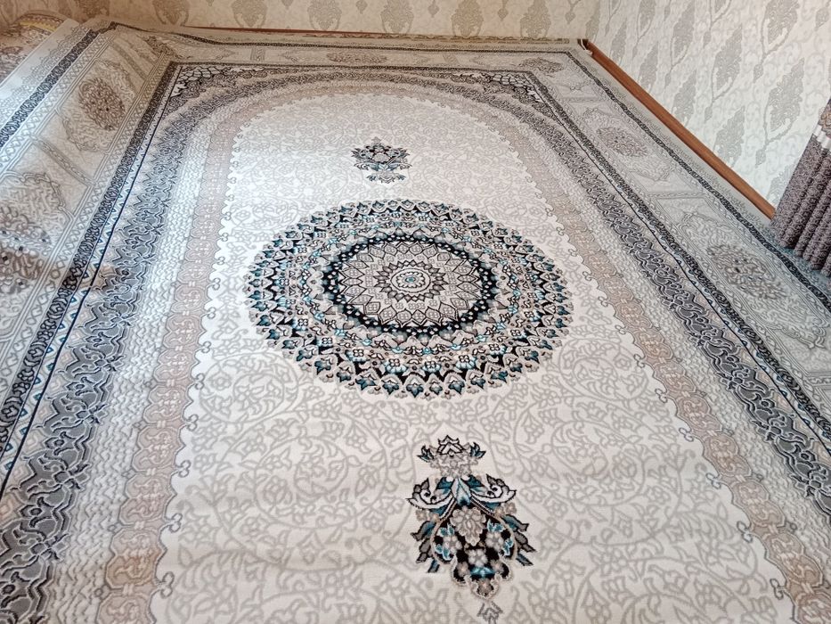 Янги гилам сотилади