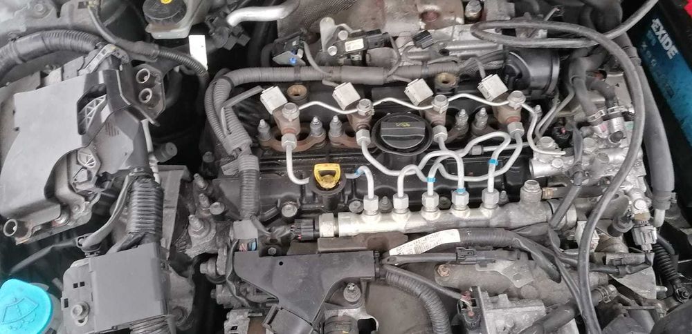 Dezmembrez Mazda CX5 2.2D 4x4 auto 2012