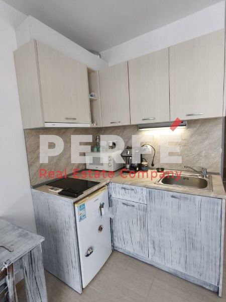 Продава се Едностаен апартамент в Созопол - 33 кв.м за 1964 €/кв.м - Снимка #1