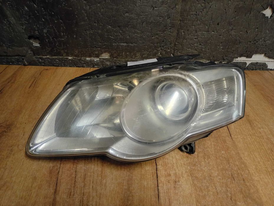 Far Stanga VW Passat B6 An 2005-2011 Original Halogen Europa