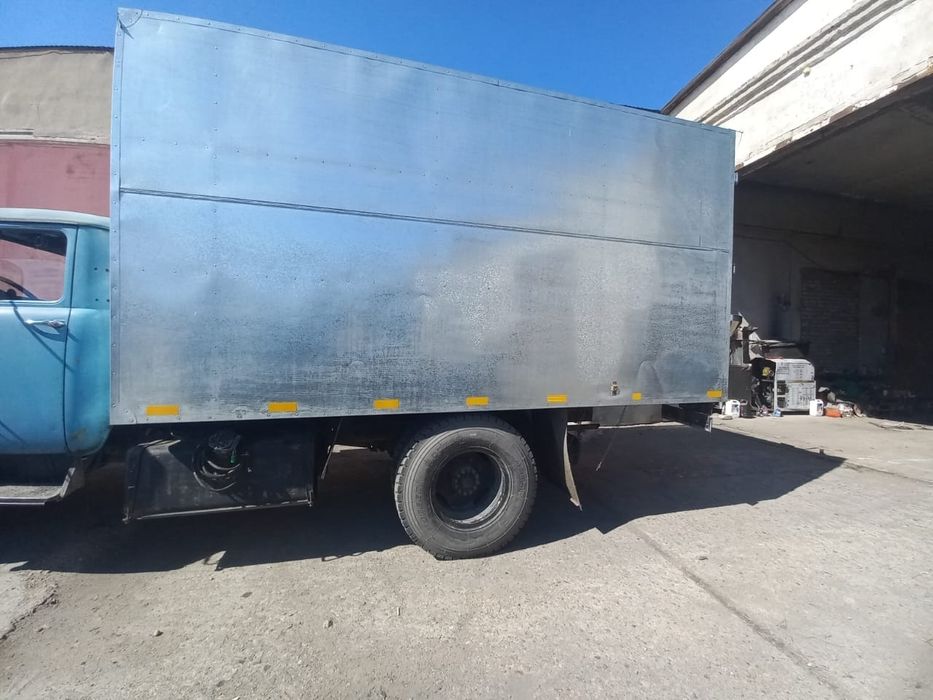 ЗИЛ 130 с НОВОЙ термобудкой