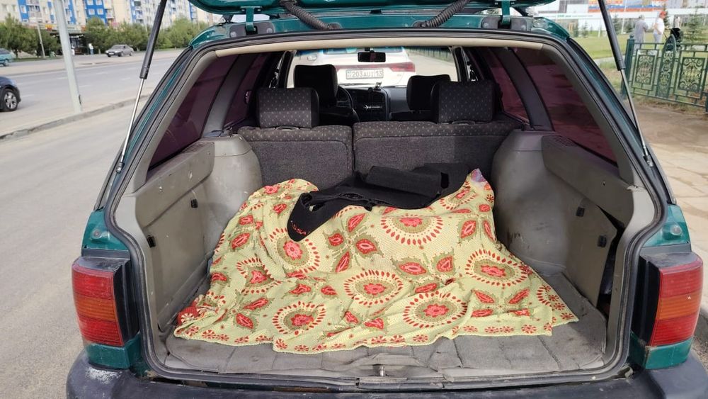 Пассат б4 универсал. Бензин газ. 1995 жылғы