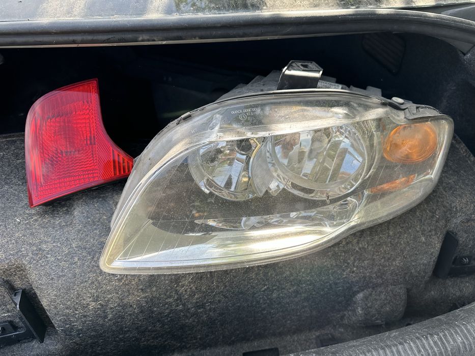 Bara spate audi a4 b7 sline lampa stop far