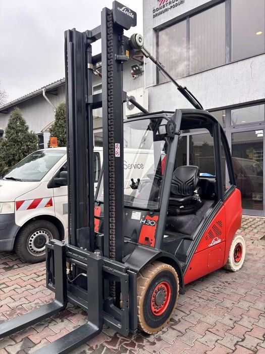 Stivuitor - Motostivuitor Linde H30T-01 An fabricație 2010