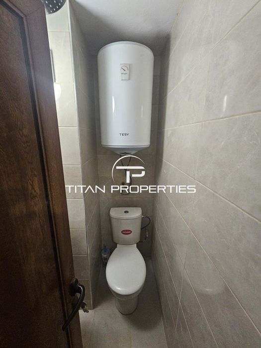 Дава се под наем Едностаен апартамент в Бургас, Център - 40 кв.м за 298.86 € - Снимка #3