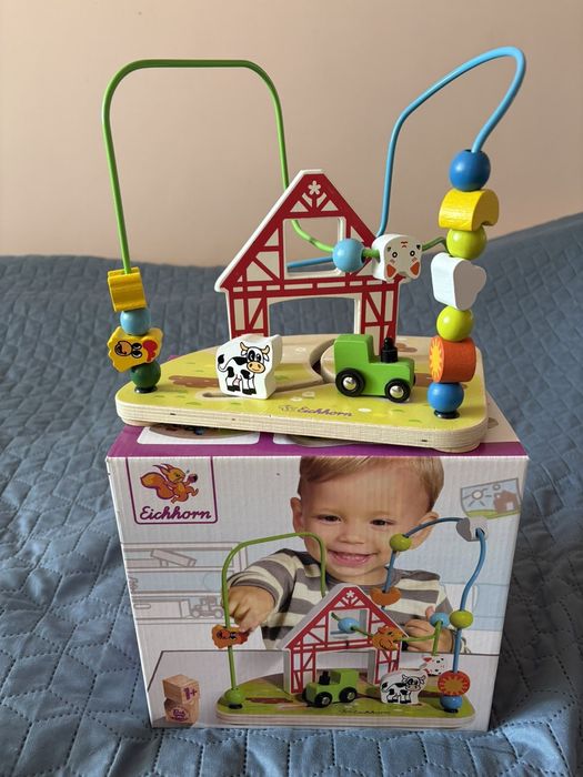Дървена играчка низанка ферма Eichhorn
