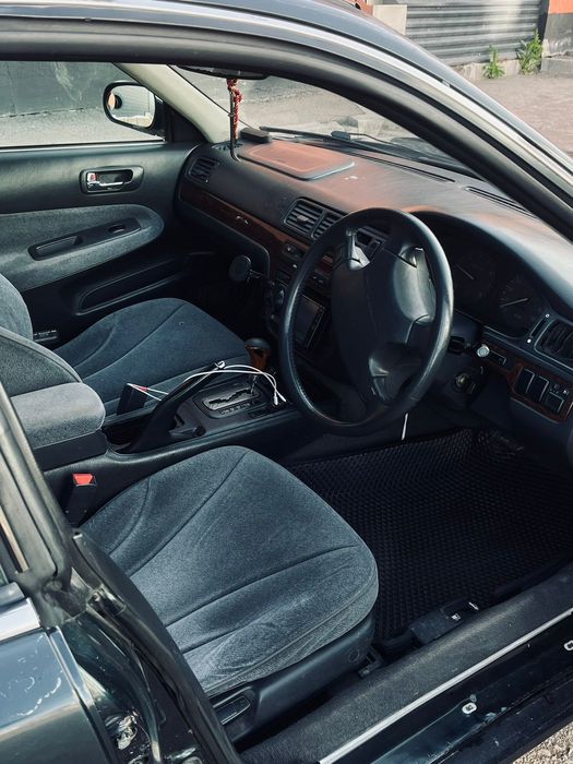 Продам авто honda inspire