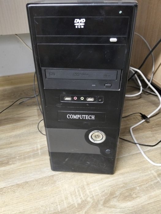 Stol Kompyuteri sistema bloki bilan ishlatilgan