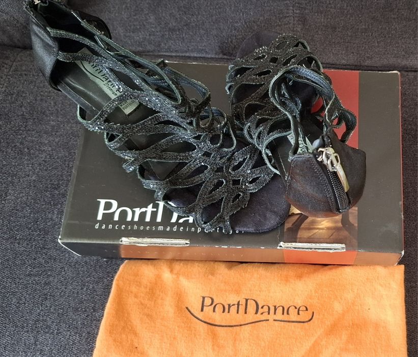 Дамски обувки за танци.PortDance