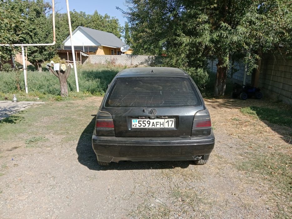 Голфь. 3  1.6 бензин