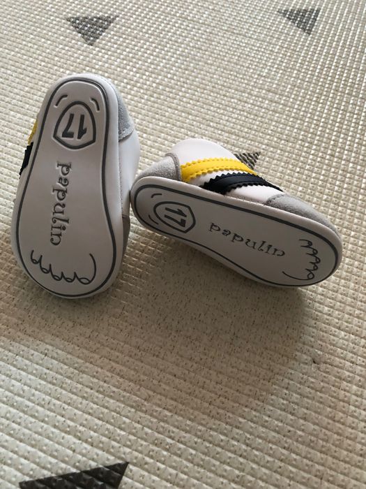 Бебешки обувки :)