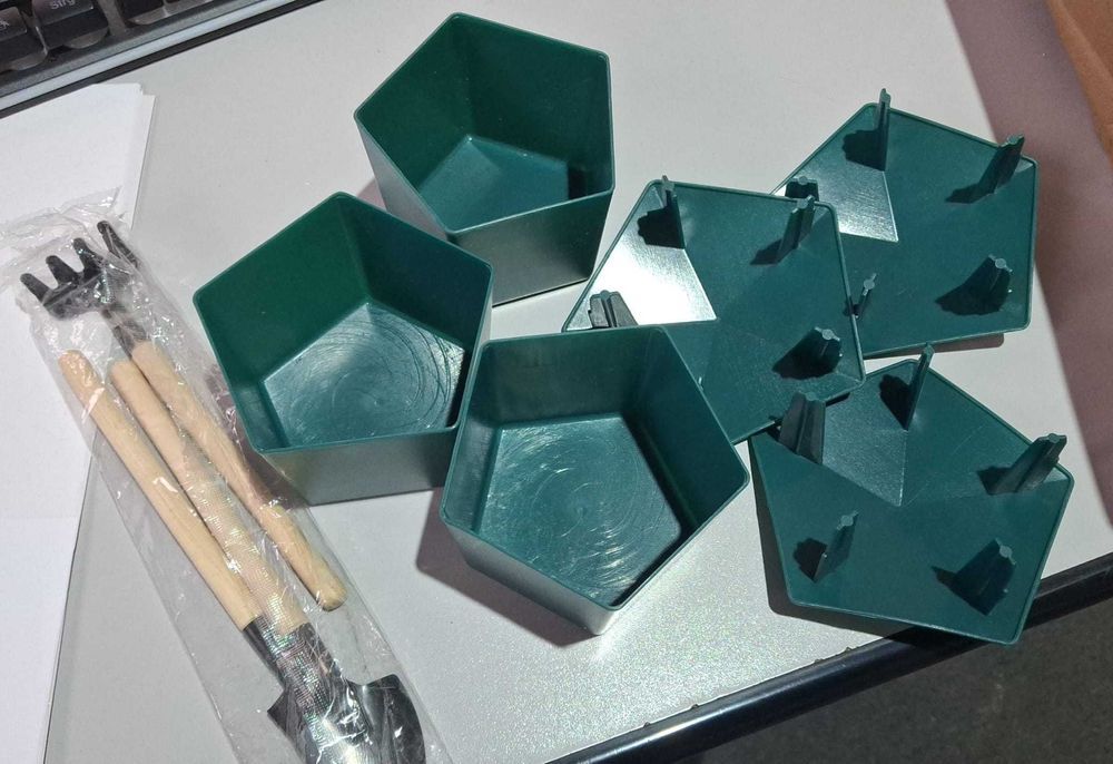 Set 3 capcane melci, reutilizabile, rezistente la intemperii, verzi