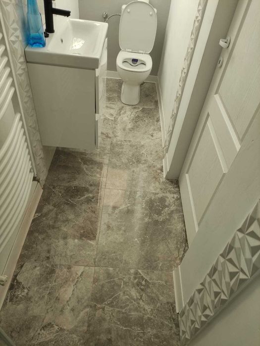 Vand apartament 2 camere Podgoria