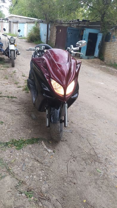 Скутер 250 кубов
