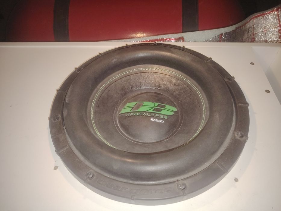 Сабвуфер deaf bonce 250