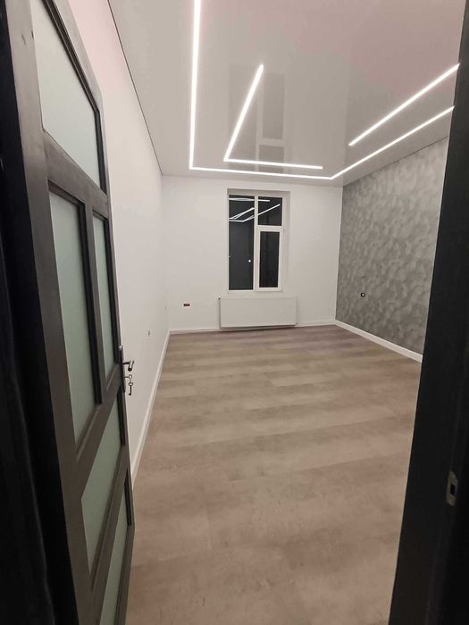 Apartament de vânzare. Renovat complet