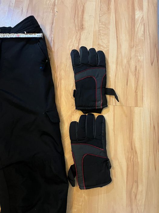 Pantaloni ski + mănuși +ochelari mărimea S -M