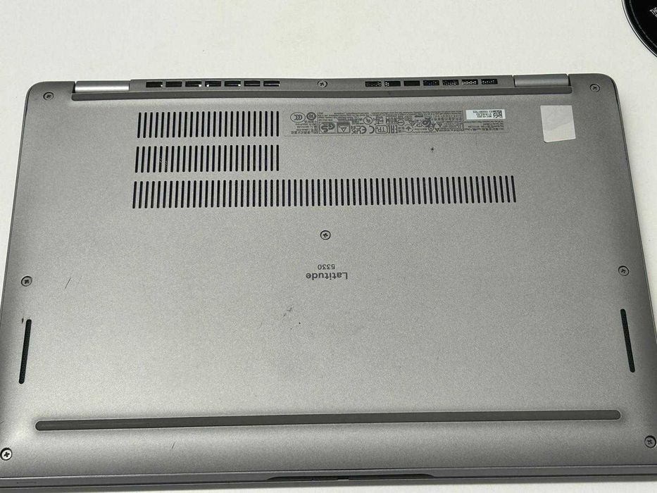 Laptop Dell Latitude 5330, Intel i5-1245U, 16GB DDR4, 256GB NVMe, 13.3 Inch FHD