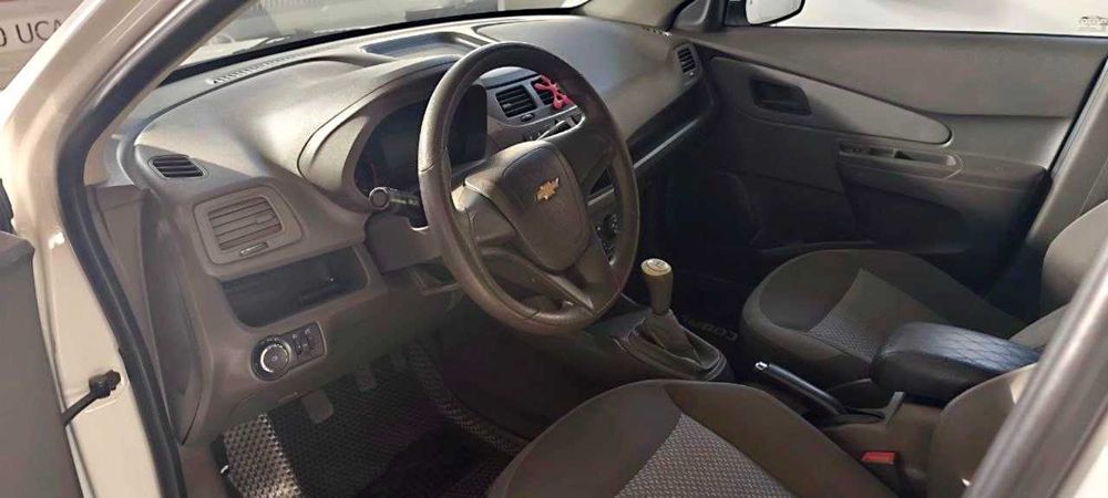Организация Продаёт Chevrolet Cobalt 2015 г .