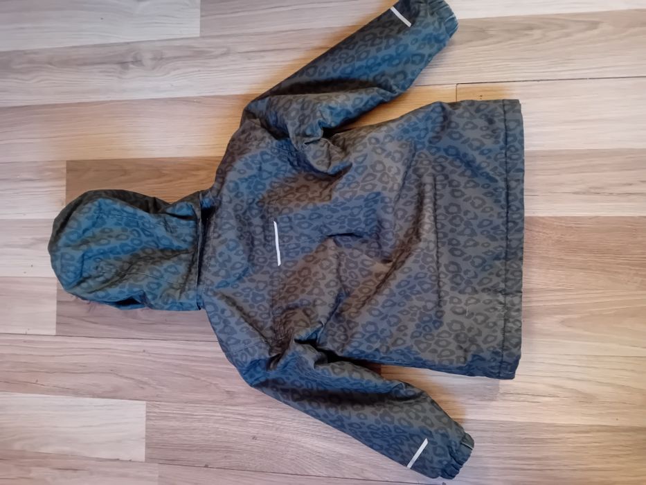 Детско.      яке