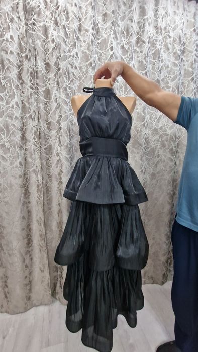 Платье шикарное на торжество