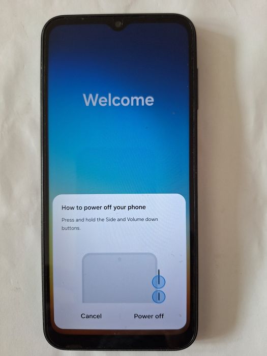 Telefon second hand bine intretinut si functional