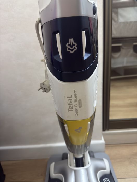 Паровой пылесос Tefal Clean & Steam