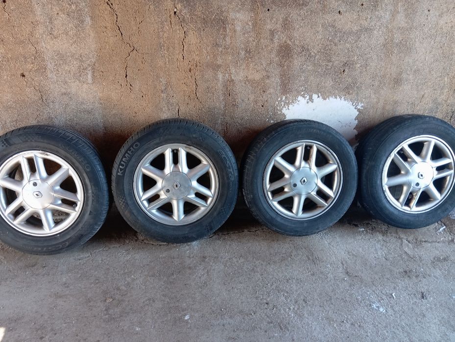 Алуминиеви джанти 15-ки