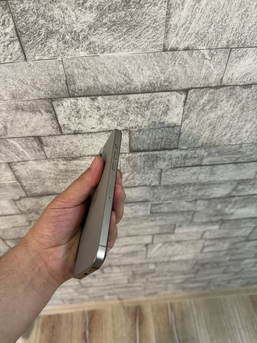 Ofertă iPhone 15 Pro Max / Bat 100%