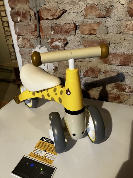 Tricicleta copii fara pedale Ecotoys LB1603 Galben, varsta 1-3 ani