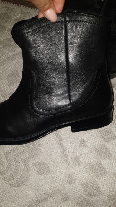 Ghete piele Reserved