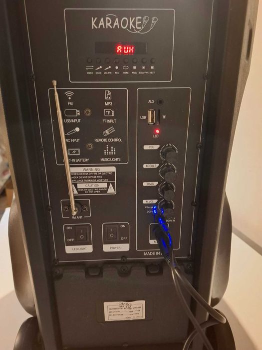 ПРОМО! 15" мощна караоке тонколона MR-15A с Bluetooth и микрофон JBL