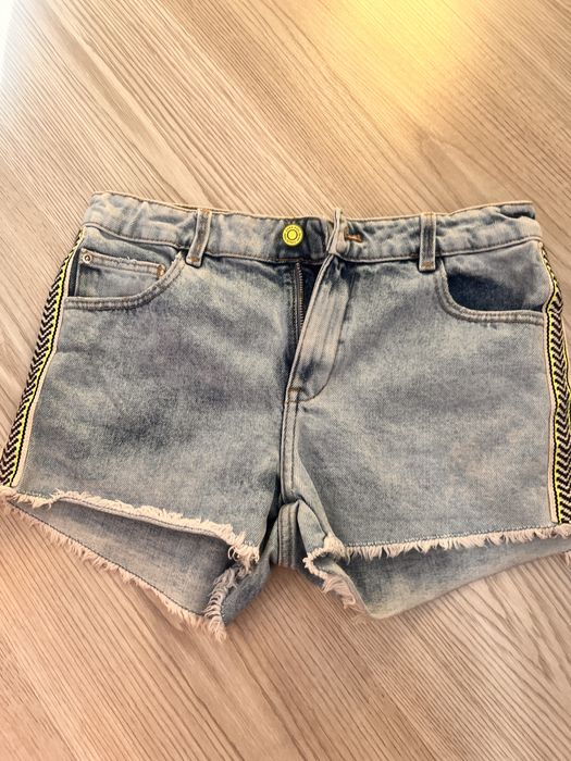 Pantaloni scurti Zara, pt fete, 11-12 ani