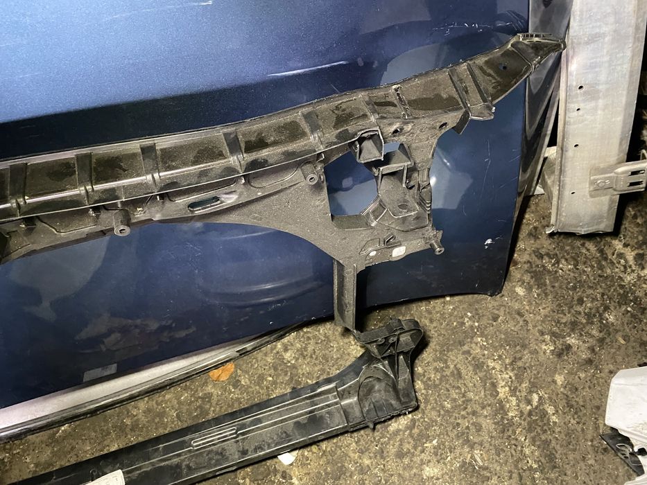 Trager Audi A7 A6 4G 2011 - 2018 panou fata audi A6 C 7  Audi A7 4g